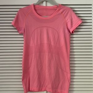Lululemon Swiftly Tech short sleeve shirt